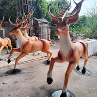 Statue de renne de Noël en fibre de verre blanche grandeur nature de 200 cm, sculpture moderne de renne pour hall d'hôtel, centre commercial, décoration artistique de vacances