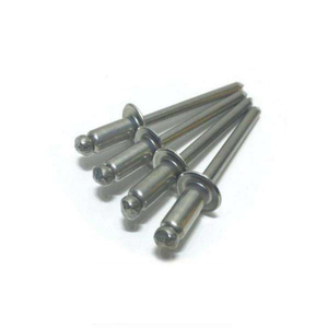 Remache ciego de extremo abierto 4-6 1/8 X 5/8 de acero al carbono zincado grado 10 con cabeza de disco, estándar DIN7337, origen China - Product Image 1