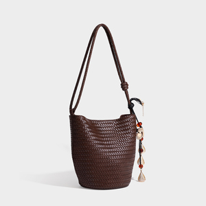 Bolso de Hombro Bohemio de Mimbre Tejido con Borlas para Mujer, Bolso de Hombro Boho en Forma de Media Luna para Mujer - Product Image 3