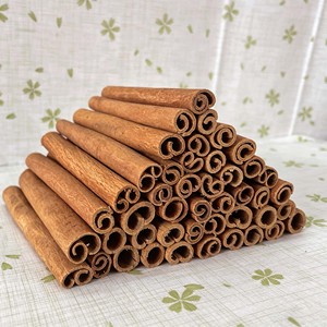 Écorces de cannelle de Guangxi de qualité A, épice naturelle, Cinnamomum Cassia, assaisonnement séché pour soupes, ragoûts et plats mijotés, vente en gros - Product Image 1
