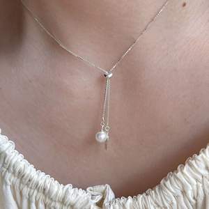 Collier clé Wanhua en argent pur S925, exquis, noble, sensation fraîche, chaîne claviculaire, petite clé entièrement sertie de diamants, perle, Chine - Product Image 4