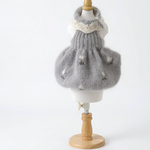 Robe pull en tricot de luxe pour petits chiens et chats - Vêtement pour animaux de compagnie doux et chaud à col roulé pour <span class=keywords><strong>Chihuahua</strong></span>, Yorkie, chiots et races de petite taille OEM - Product Image 2