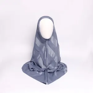 Wholesale Oversize 140x140cm Bright Silk Jacquard Bawal Cotton Square Hijab Scarves