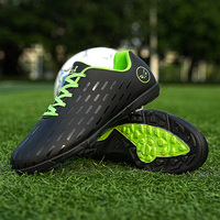 Cema Chaussures de football professionnelles de haute qualité pour enfants Chaussures de football antidérapantes pour l'entraînement des étudiants pour l'été et l'hiver
