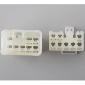 Conector Automotriz de 8 Pines, Plástico Blanco, Macho y Hembra, para Uso en Automóviles - Product Image 4