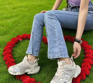 Nouvelles chaussures de sport épaisses à LED respirantes, tendance mode, avec logo personnalisé, vente en gros, pour femmes et hommes, chaussures décontractées sportives - Product Image 2