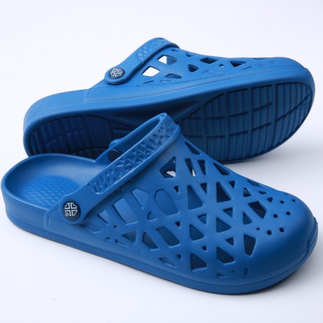2025 New Arrival Eva Upper slippers Shoes Clogs Holes Sandals White Color Unisex Sandals Eva Rubber Clogs Shoes