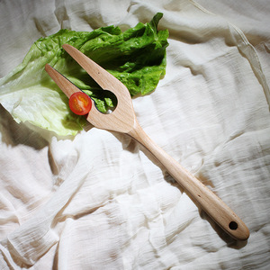 Wooden <b>Salad</b> Fork Acacia Wood Three Pronged Eco Friendly <b>Salad</b> <b>Tool</b> For Fruit And Noodle Serving - Product Image 3
