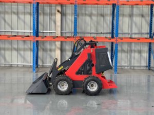 Trung Quốc hot <span class=keywords><strong>Mini</strong></span> Skid chỉ đạo Bộ nạp với EPA CE miễn phí vận chuyển earthmoving máy móc theo dõi <span class=keywords><strong>loader</strong></span> xô bán thành phần cốt lõi động cơ - Product Image 2