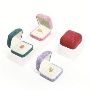 Joyero de cuero PU púrpura Logotipo personalizado Anillo Colgante Collar Almacenamiento Detalles de metal - Product Image 1