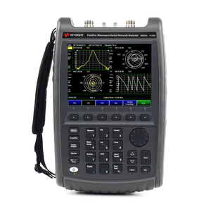 Analyseur de réseau vectoriel micro-ondes portable Keysight N9926A FieldFox, 14 GHz, adaptateur AC/DC, cordon d'alimentation localisé. - Product Image 1