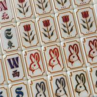Jeu de Mahjong Colibris de Luxe en Acrylique – 160 Tuiles de Mahjong Américaines avec Tapis de Mahjong Colibris
