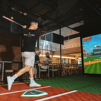 Simulateur de baseball d'intérieur avec cage de frappe interactive et moniteur de lancement AR