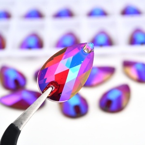 Oleeya Factory Qualité 5A Strass en verre en forme de goutte AB ultra-brillants à coudre, Perles de cristal en vrac en gros pour vêtements et chaussures - Product Image 2