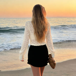 Blusa Elegante de Estilo Dulce con Cuello Halter, Tejido Sólido y Transpirable, Corte Regular, Camiseta Interior para Mujer - Product Image 5