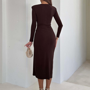 Vestido Elegante Ajustado con Cuello Barco, Manga Larga, Cintura Plisada, Color Sólido, Midi, para Eventos Nocturnos, Moda Otoño-Invierno para Mujer - Product Image 2