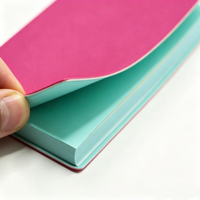 Carnet à couverture souple en cuir PU avec logo personnalisé, reliure thermique, pages lignées à bords colorés, journal A5 gaufré