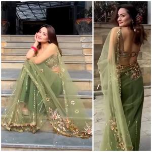 Sari indien en tissu papillon doux avec broderie de pierres et sequins, design intemporel de haute qualité pour les fêtes, Fatema Fashion pour femmes - Product Image 3