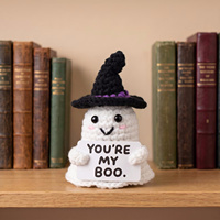 Ensemble de poupées sorcières au crochet faites à la main, poupée amigurumi citrouille d'Halloween au crochet, décoration sorcière positive au crochet