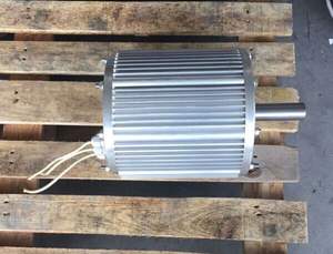 Générateur à aimants permanents intelligent à utilisation éolienne, également appelé générateur électrique sans carburant - Product Image 5