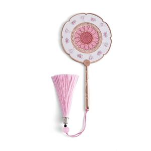 Espejo de Maquillaje de Mano con Borla, Color Rosa, con Logotipo Personalizado, Recuerdo de Boda - Product Image 1