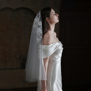 Voile de mariée en dentelle de tulle uni blanc à deux couches accessoires de mariage pour femmes vente en gros - Product Image 4