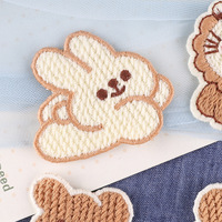 Geautomatiseerd geborduurd logo Cartoon dier konijn Wateroplosbaar badge-logo Kleding Hoed Accessoires Decoratie