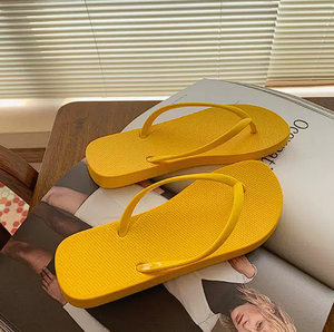 Nouvelles tongs plates confortables de style coréen pour femmes, avec empeigne en plastique, tendance, minimalistes, couleur unie, plage - Product Image 5