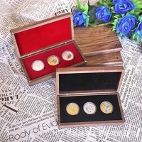 Hersteller Hochwertige Boutique 3D Challenge Coin Aufbewahrungsbox aus Walnussholz für Goldmünzen-Sammlungen