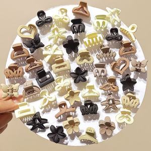 Multiple <b>Random</b> Options Mini Brown Flower Heart Hairpin Temperamental Popular Niche Design Women's Hairpin Wholesale Jewelry - Product Image 2