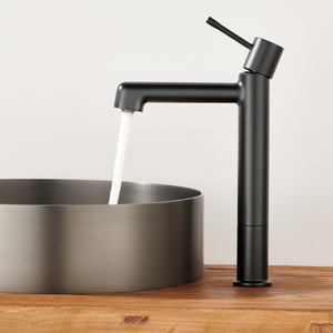 Moderno ponte montato in lega di zinco pistola Grey acqua calda e fredda maniglia singola rubinetto da cucina - Product Image 3