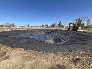 Géomembrane de revêtement de <span class=keywords><strong>d</strong></span>écharge pour les usines chimiques, la conservation de l'<span class=keywords><strong>eau</strong></span>, les terrains de golf, les revêtements de lacs - Product Image 3