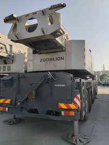 Grúa todoterreno Zoomlion de 300 toneladas del año 2019 disponible en stock. - Product Image 3