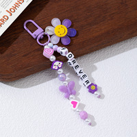 Porte-clés personnalisé avec perles alphabet, breloque de sac en acrylique motif smiley et fleur, pendentif de sac à dos en silicone motif cœur, cadeau mignon pour filles
