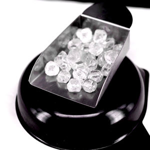 Berlian Kasar Yang Dibuat Laboratorium untuk Perhiasan Hpht Harga Longgar Alami Mesin Berlian <span class=keywords><strong>Cvd</strong></span> Per Karat untuk Cincin dan Kalung - Product Image 1