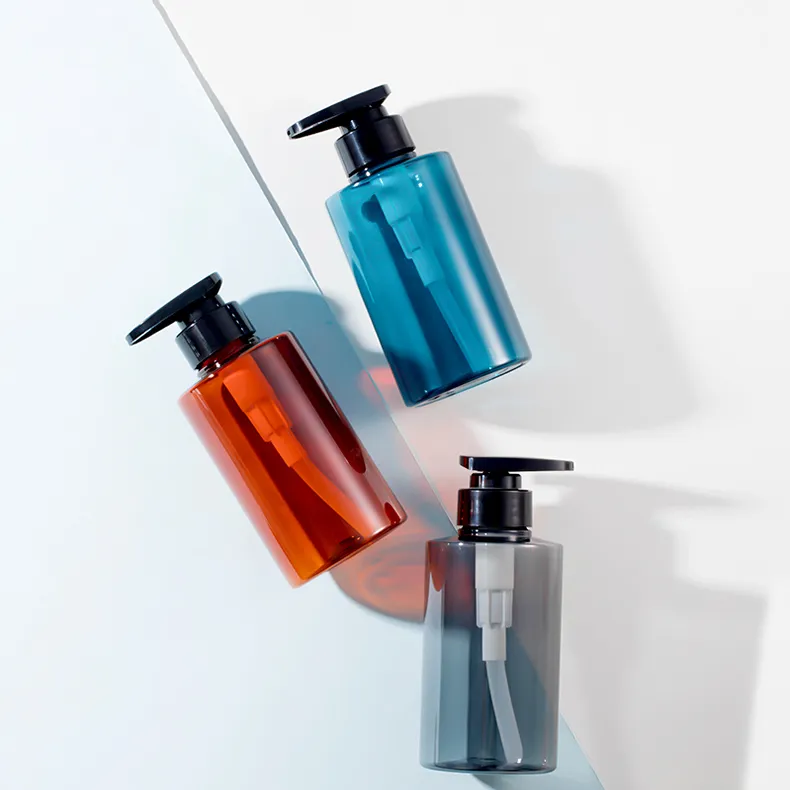 Il contenitore cosmetico di lusso può essere una bottiglia di shampoo di plastica rotonda ricaricabile 300ml 500ml 10oz 16oz per l'imballaggio del condizionatore della lozione