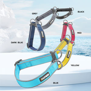 Venta al por mayor de collar de perro de nailon ajustable con logotipo personalizado con tira reflectante - Product Image 3