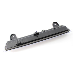 Luz de Freno Elevada LED Roja para Chevrolet GMC Yukon 15170955 M029 12V - Product Image 3