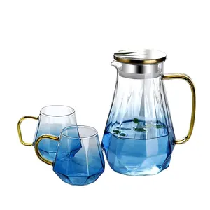 เครื่องดื่มขนาดใหญ่และเหยือกน้ำเย็นและน้ำร้อน Carafe ที่มีรูปแบบเพชรแก้วที่ไม่ซ้ำกัน