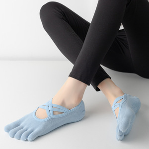 Calcetines de Cinco Dedos para Mujer, para Todas las <span class=keywords><strong>Temporadas</strong></span>, con Banda Elástica Cruzada, Algodón Peinado Anillado y Puntos Antideslizantes en Toda <span class=keywords><strong>la</strong></span> Suela - Product Image 5