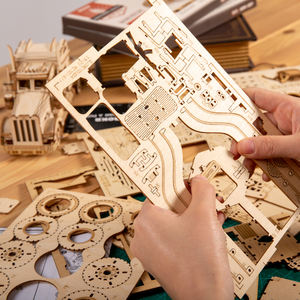 Robotime Rokr DIY Artisanat en Bois MC401 V8 <span class=keywords><strong>Grand</strong></span> <span class=keywords><strong>Prix</strong></span> Modèle de Voiture Kit de Modèles en Bois 3D pour Dropshipping - Product Image 4