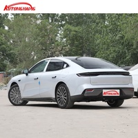 2025 Geely Galaxy Starshine 8 híbrido nuevo Sedán PHEV Lujo 5 plazas LHD FWD DHT 130km rango nueva energía automóvil al por mayor