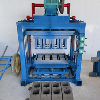Machine de fabrication de briques Fabricant de sources Machine de fabrication de blocs de béton Type de brique Personnalisation complète du support.
