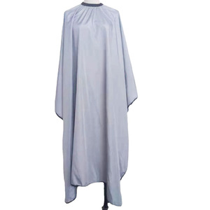 Cape de coiffure et de maquillage noire personnalisable, imperméable, confortable et élastique pour femmes, en polyester, faible MOQ - Product Image 3