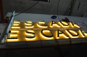 公司用带背光显示器的定制发光二极管电子标牌，配有发光二极管灯条光源 - Product Image 5