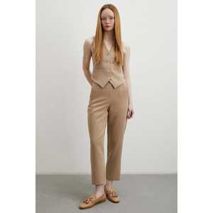 Chaleco con Copas Forradas para Mujer, Color Beige, con Cinturón - Product Image 4