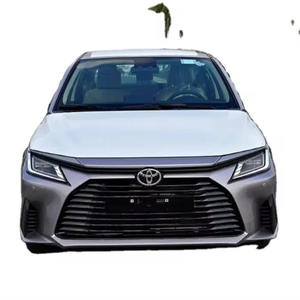 AUCUN DOMMAGE Voitures TOYOTA YARIsS Y + 1.3L 2024 d'occasion entièrement chargées, à essence et CVT, prêtes à partir - Product Image 1