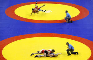 Tapis <span class=keywords><strong>de</strong></span> lutte avec cercle creux, surface standard <span class=keywords><strong>de</strong></span> 1m x 12m x 5cm/6cm, course <span class=keywords><strong>de</strong></span> 1m <span class=keywords><strong>de</strong></span> large - Product Image 6