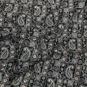 Suministro de fábrica 260gsm Poliéster Spandex Tela de terciopelo elástico blanco súper suave - Product Image 1