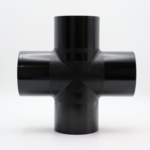 <span class=keywords><strong>Polietileno</strong></span> <span class=keywords><strong>de</strong></span> <span class=keywords><strong>alta</strong></span> <span class=keywords><strong>densidad</strong></span> Negro Diámetro igual Cruz Accesorios <span class=keywords><strong>de</strong></span> tubería <span class=keywords><strong>de</strong></span> agua <span class=keywords><strong>de</strong></span> cuatro vías Juntas rápidas para <span class=keywords><strong>conexiones</strong></span> fáciles - Product Image 2